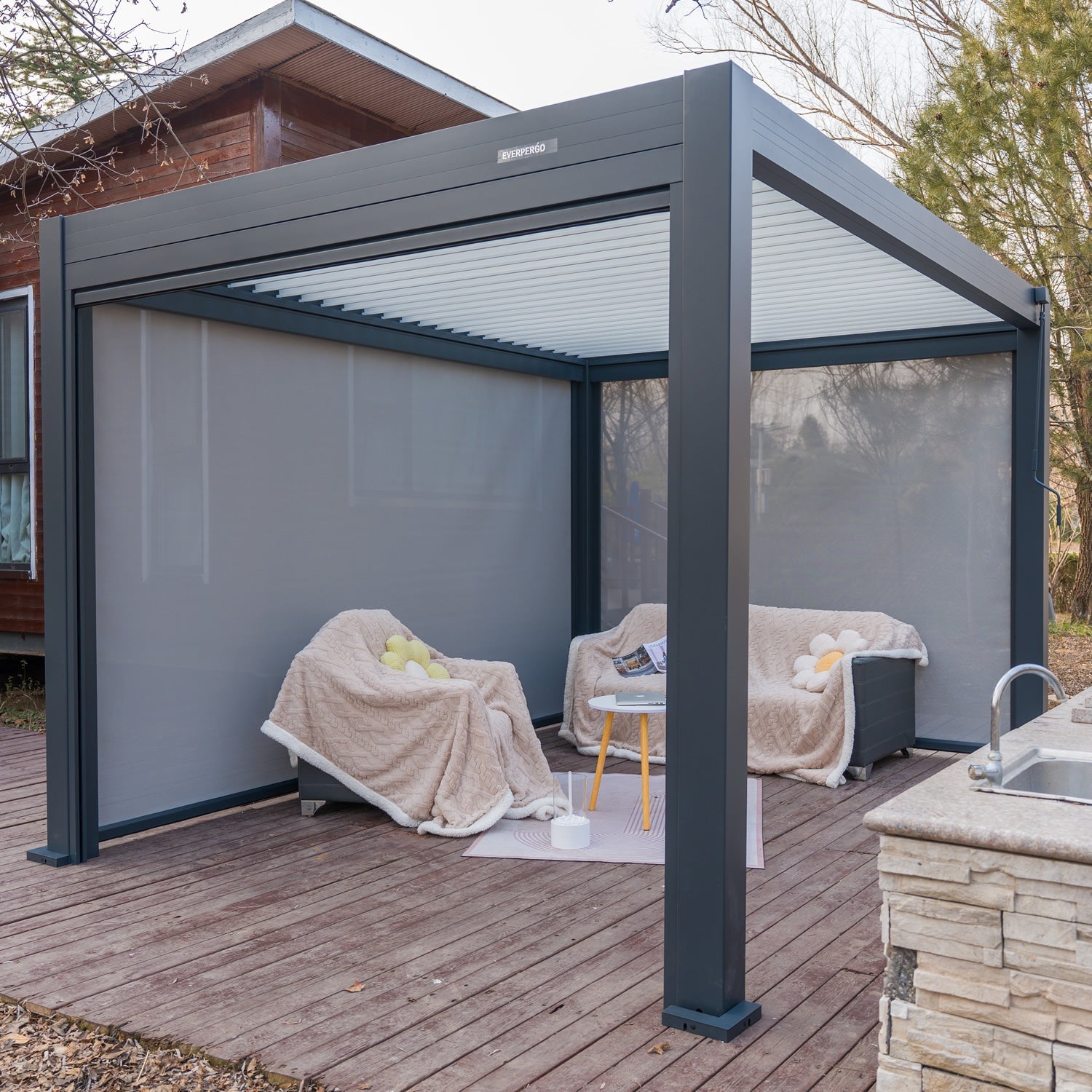 Is an Aluminium Louvre Pergola Worth It? Australian Families Have the Answer